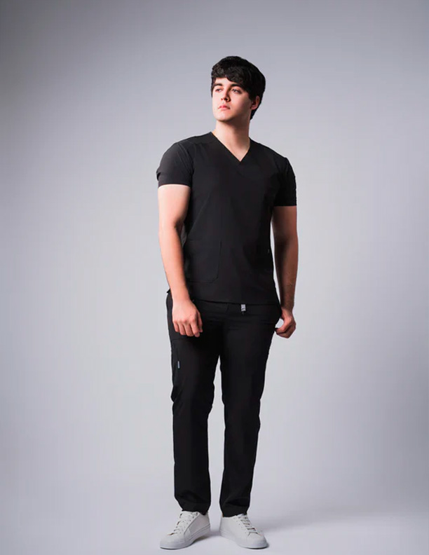 GFC-coleccion-quirurgicos-multipocket-negro-hombre